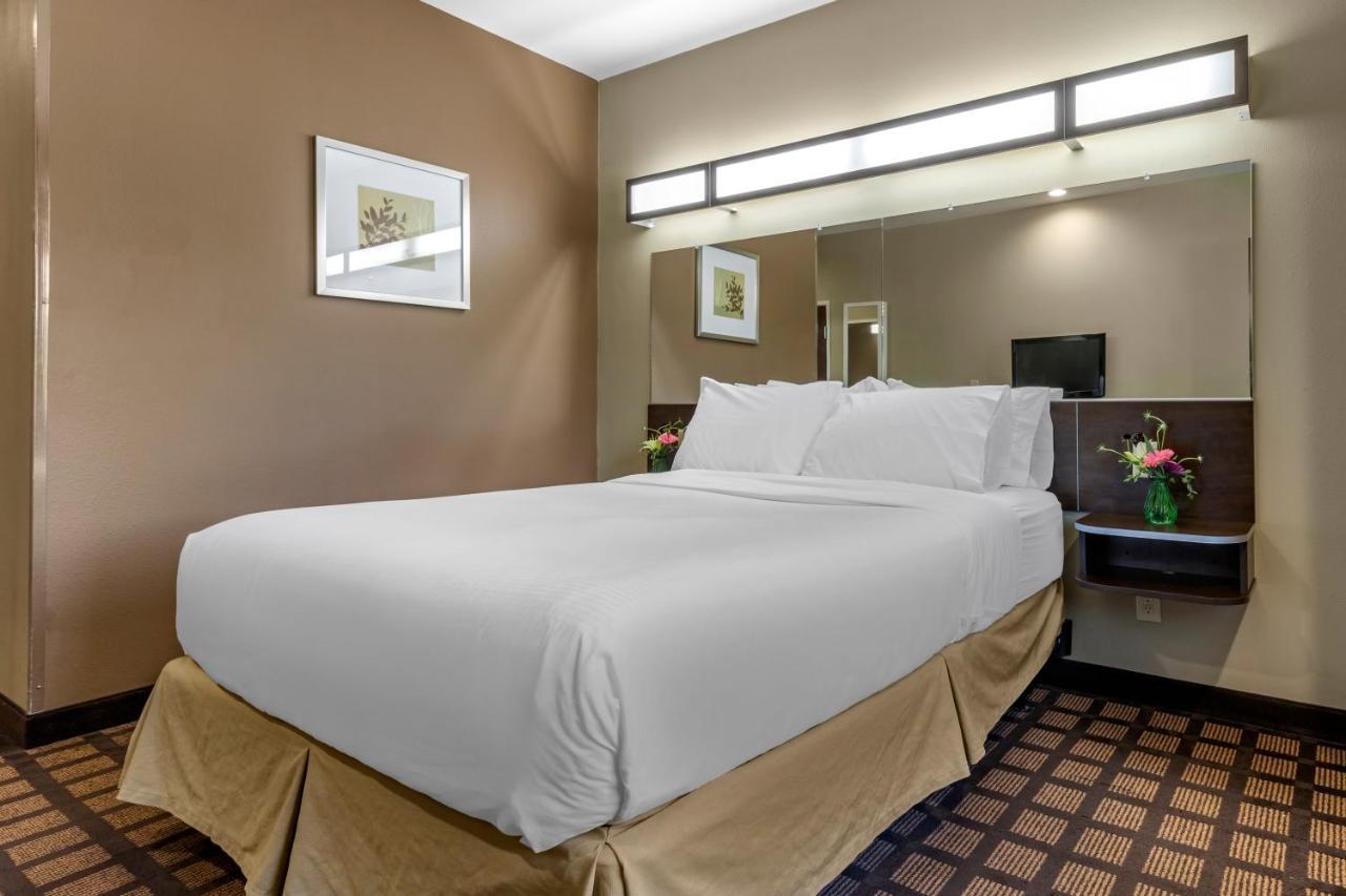 Microtel Inn & Suites Dillsboro/Sylva Kültér fotó