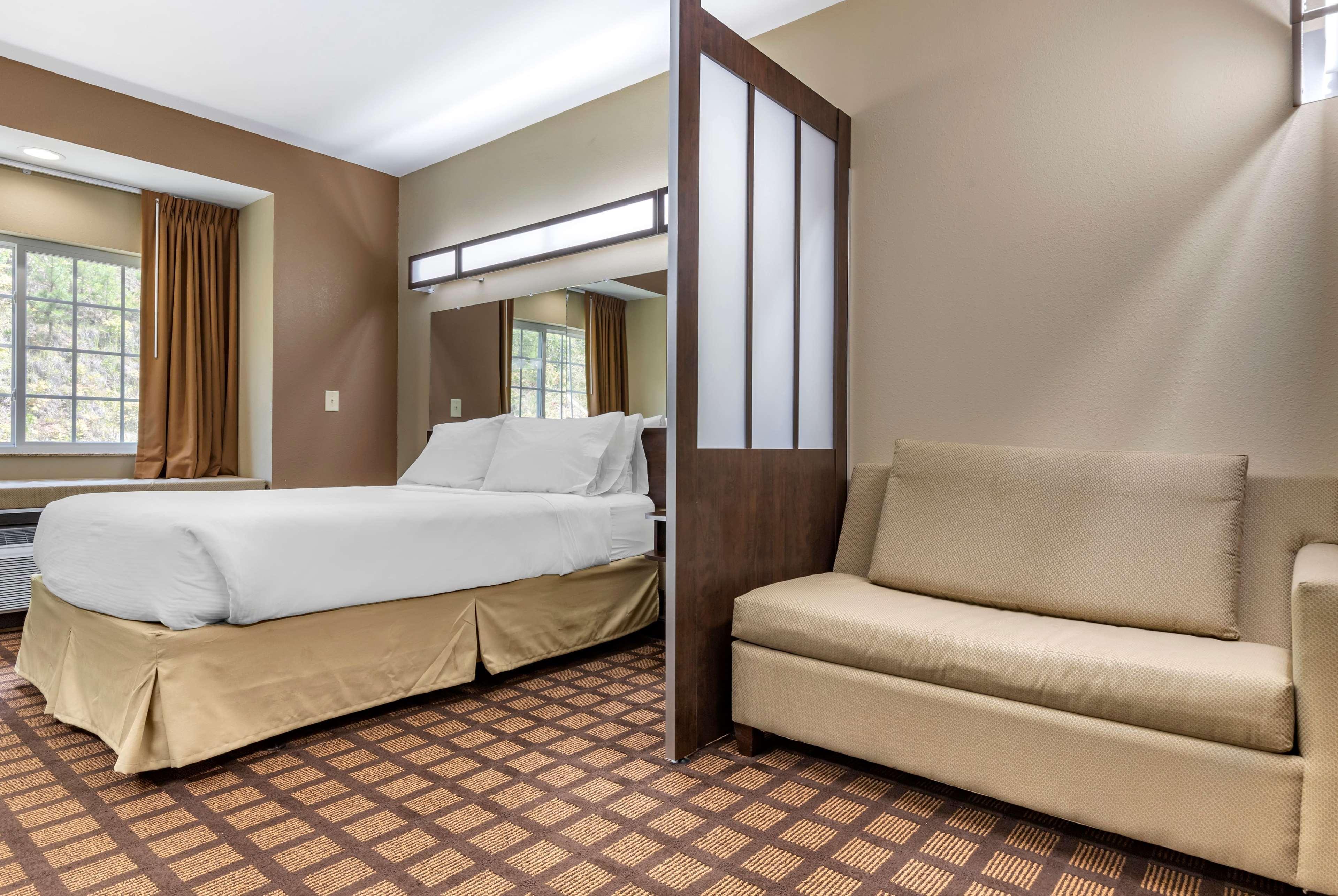 Microtel Inn & Suites Dillsboro/Sylva Kültér fotó