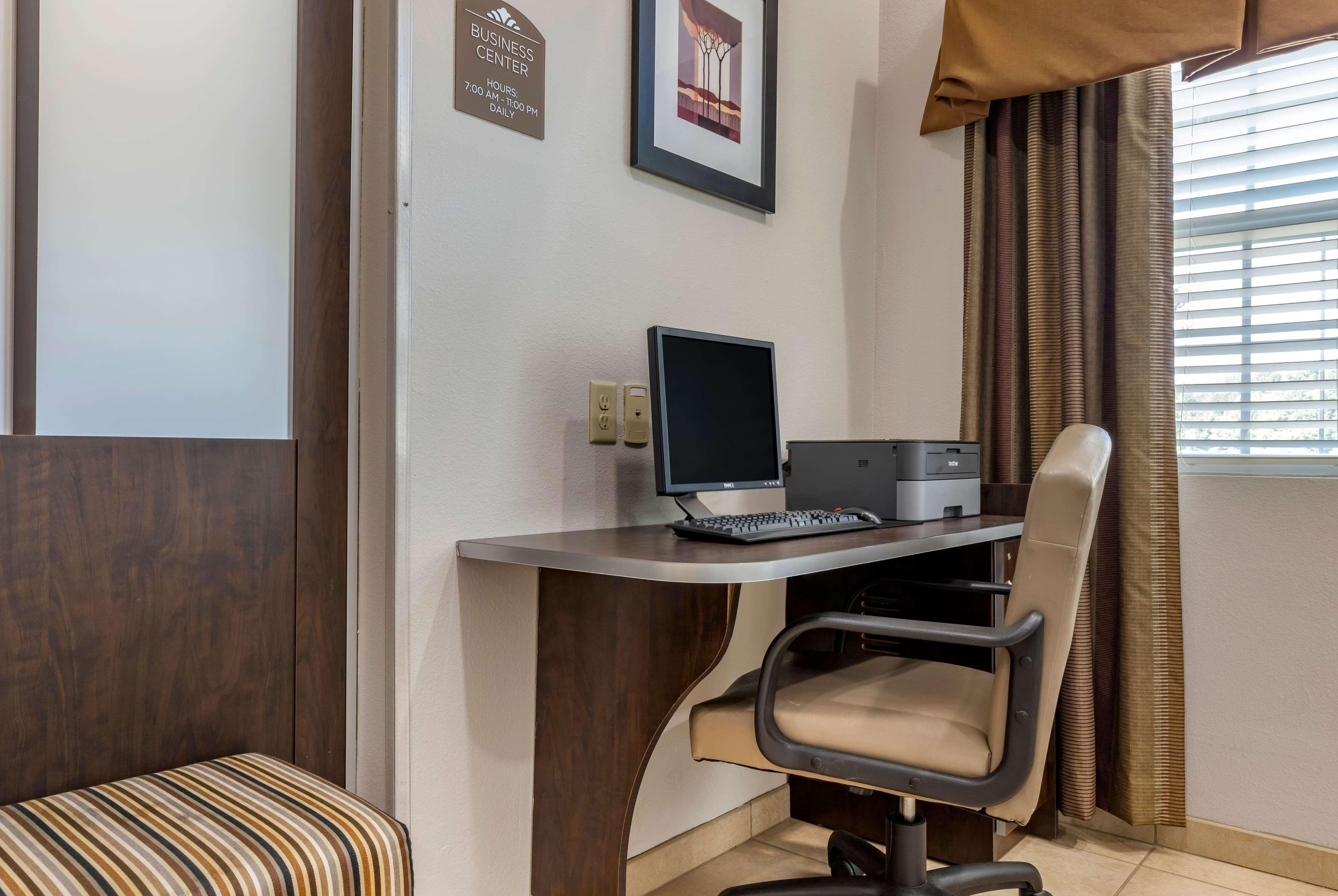 Microtel Inn & Suites Dillsboro/Sylva Kültér fotó