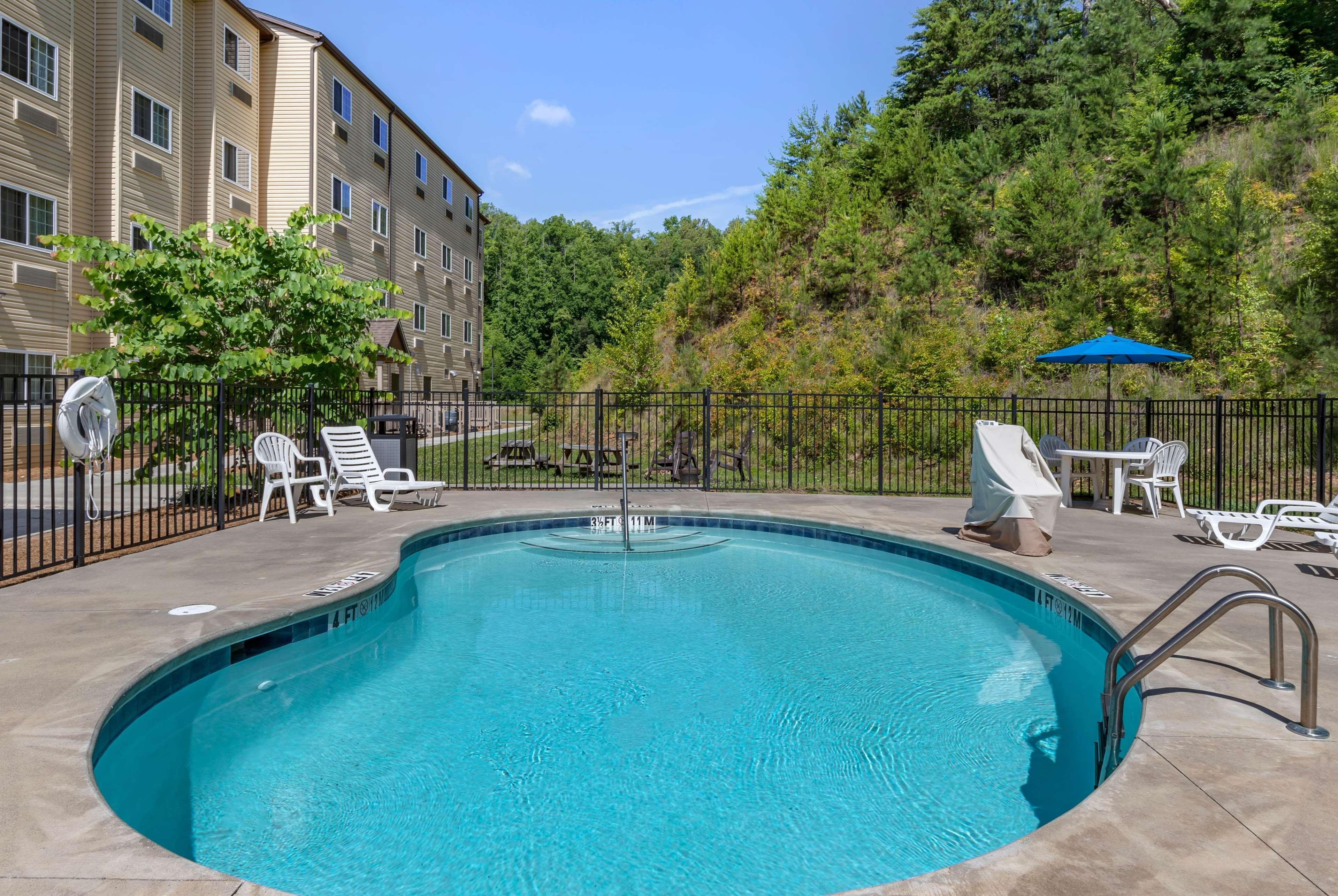 Microtel Inn & Suites Dillsboro/Sylva Kültér fotó